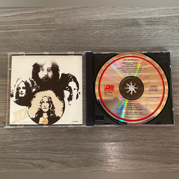 CD Collection - Black - Picture 7 of 8